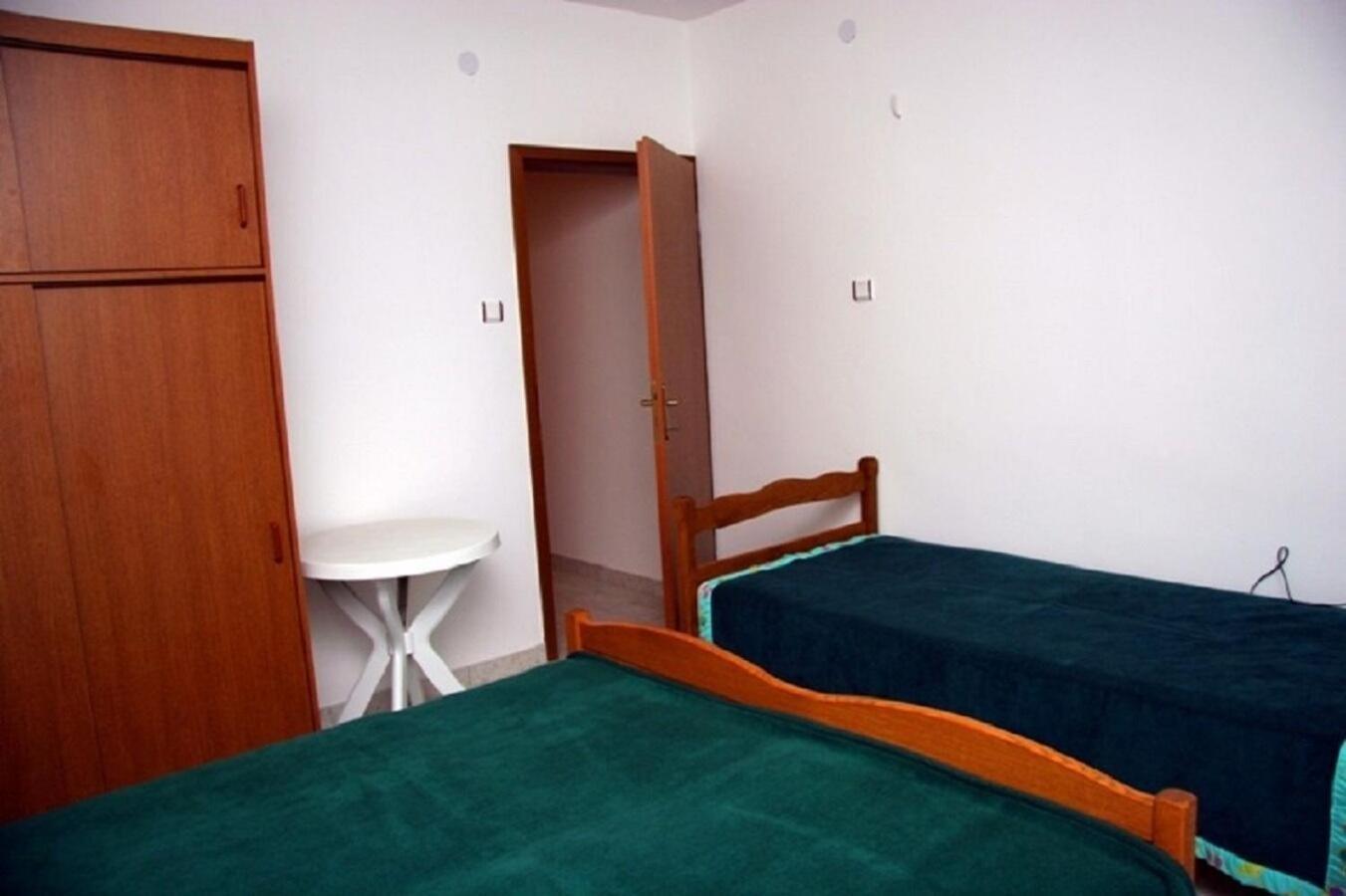 Apartments Demar Splitska Buitenkant foto