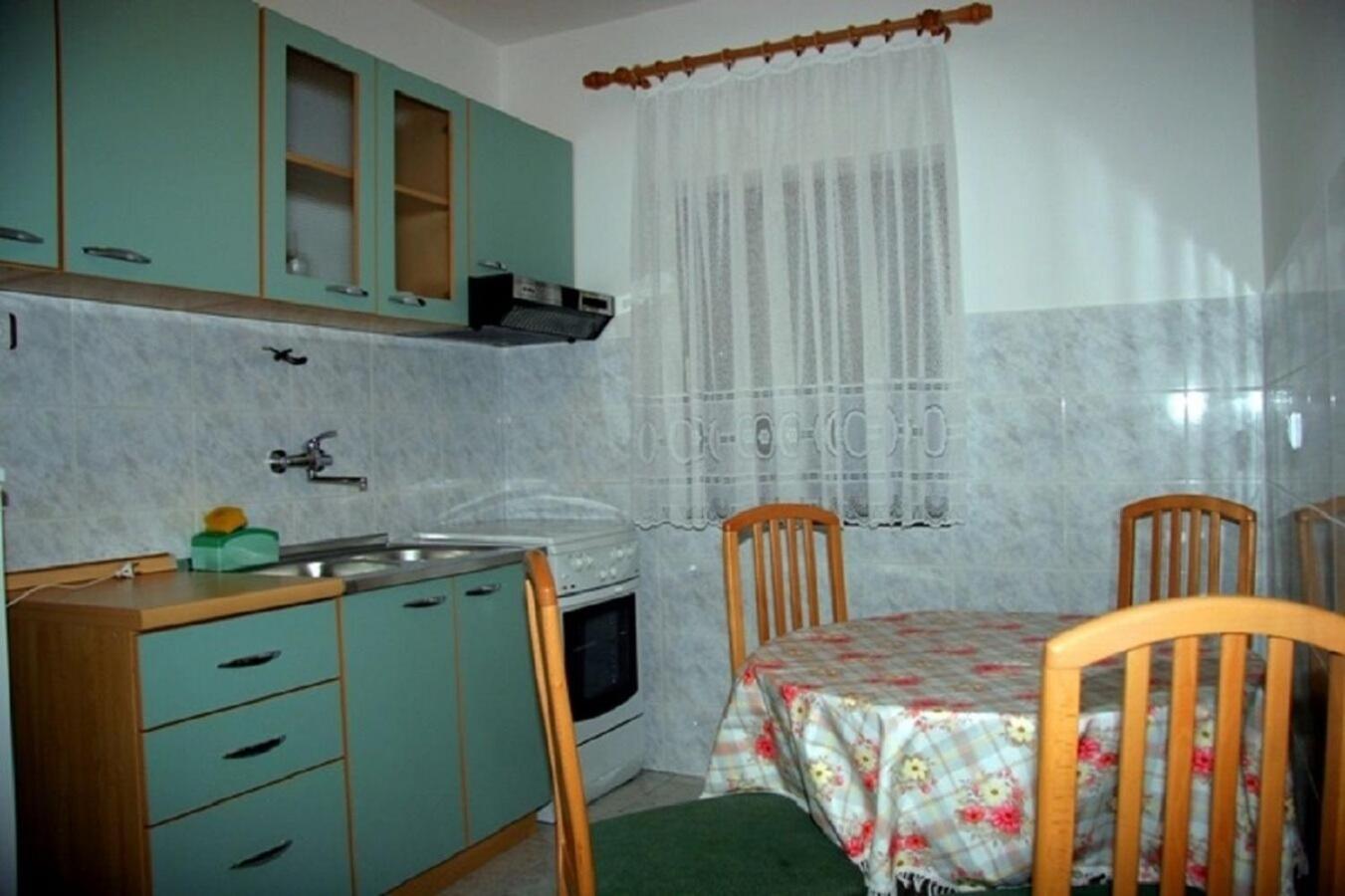 Apartments Demar Splitska Buitenkant foto